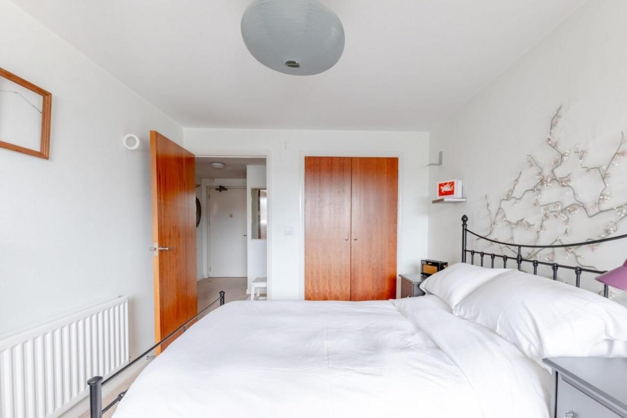 Warm & Inviting 1Bedroom Flat With Patio Camden Town! Londra Exterior foto