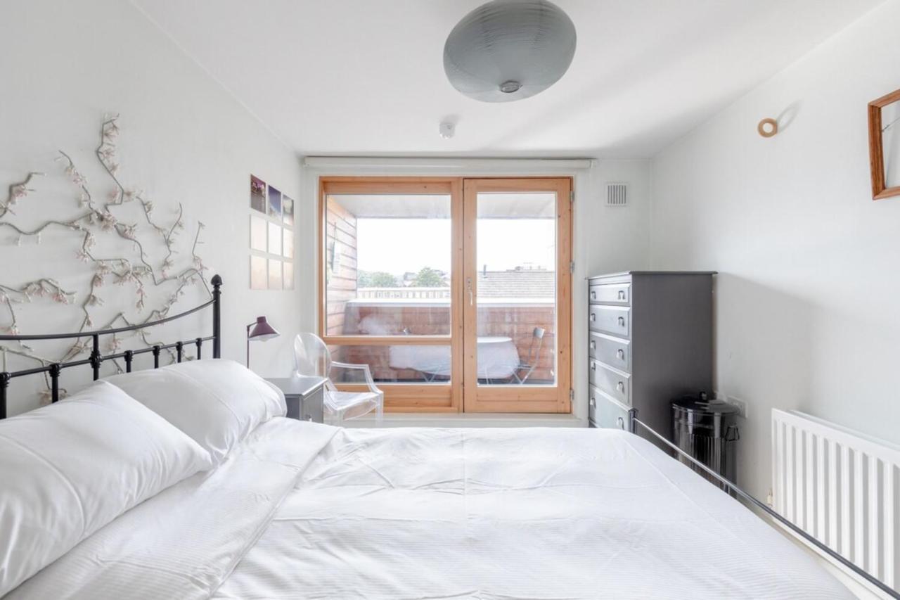 Warm & Inviting 1Bedroom Flat With Patio Camden Town! Londra Exterior foto